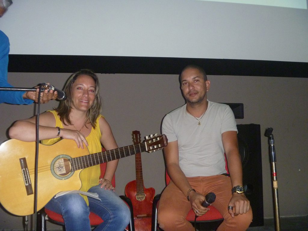 Yariselis Pérez S y Yasiel Profesores de Mision Cultura Corazon Adentro (Cubanos)